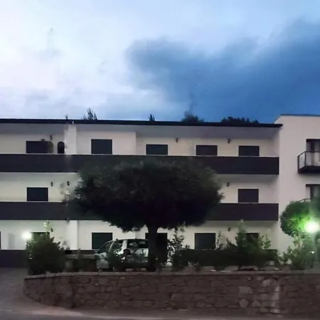 Πανσιόν Pinho 2*