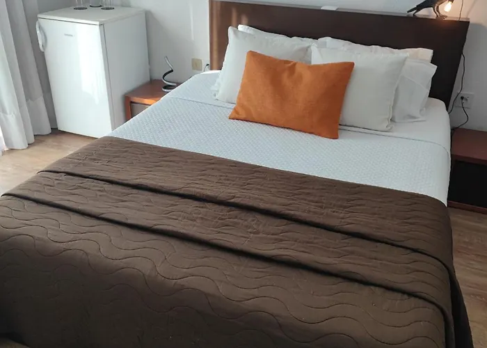 Guest house Verde Pinho 2*